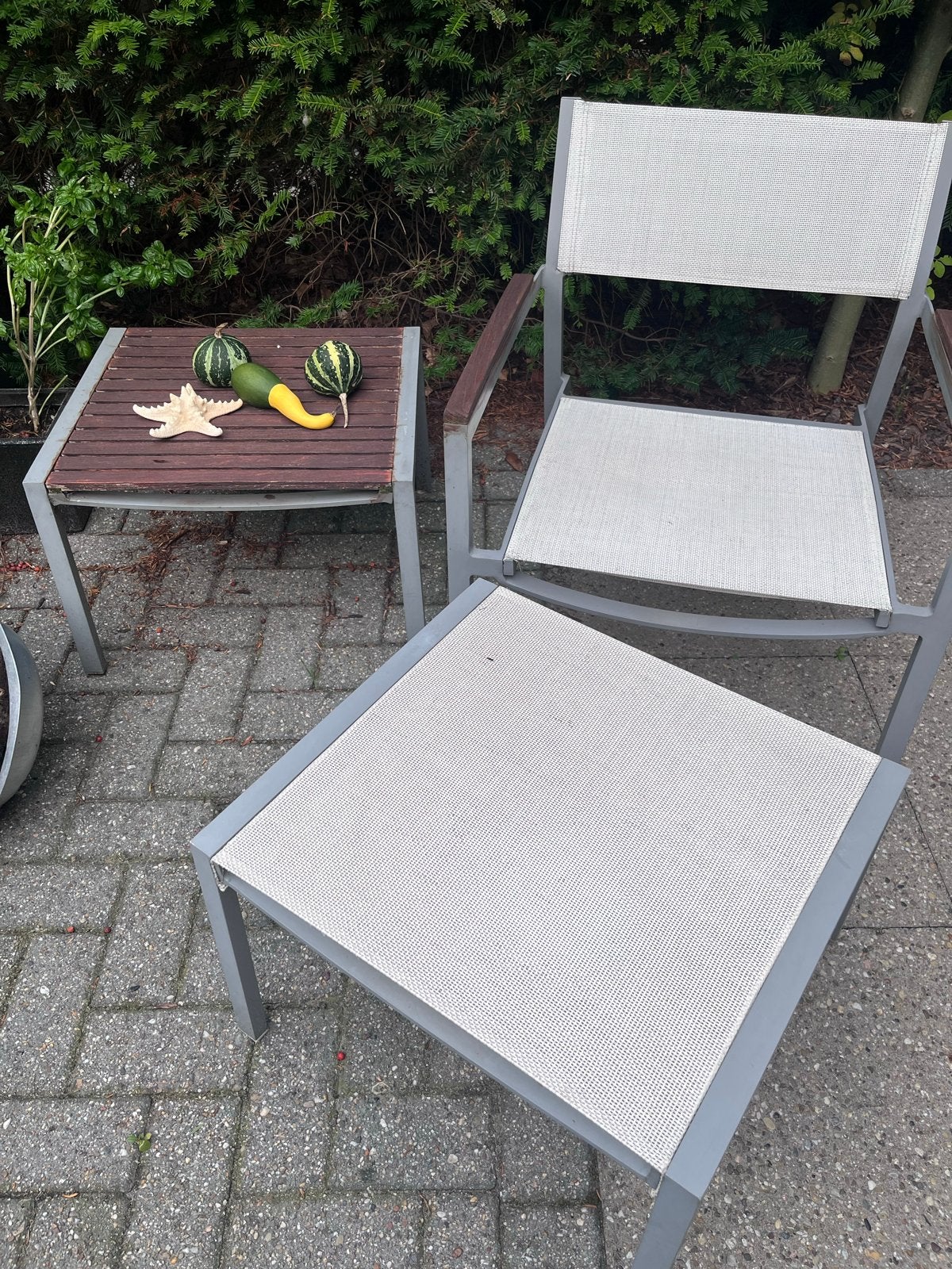 VAL-eur Tuinset: stoel, bijzettafel en hocker, Gebruikt, Aluminium, Stoel, Tuinset