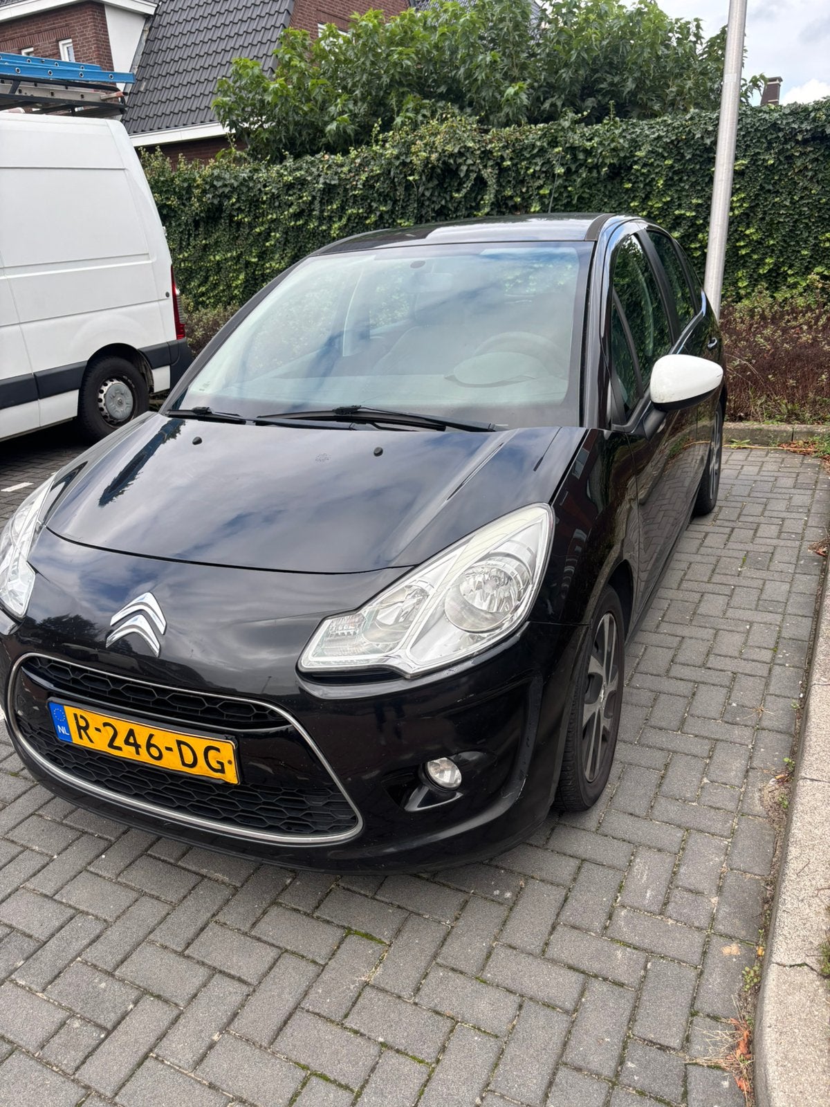 Citroën C3 1.4 2011 Benzine – Zwart – Zie beschrijving, Voorwielaandrijving, 1005 kg, 4 cilinders, Zwart