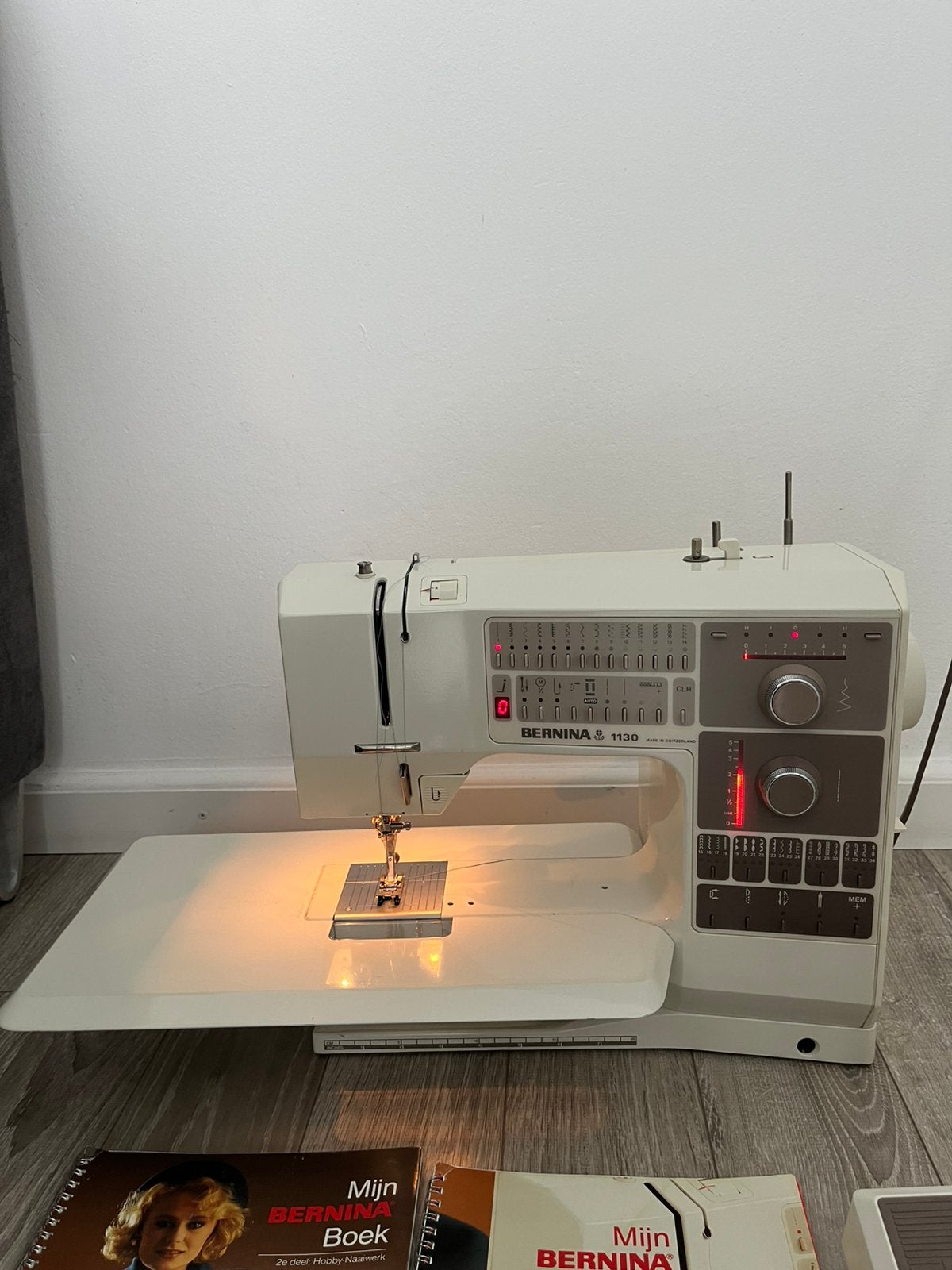 Bernina 1130 Naaimachine Compleet, Ophalen, Zo goed als nieuw, Naaimachine, Bernina