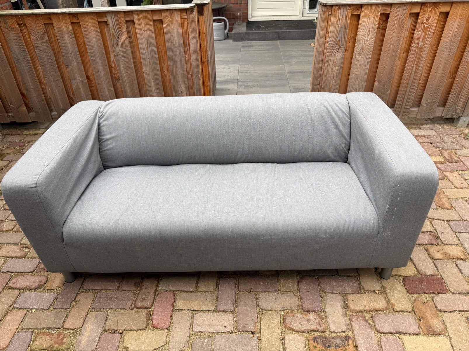 Gratis 2 zits bank, Huis en Inrichting, Banken | Bankstellen, Ophalen, Gebruikt, 75 tot 100 cm, Tweepersoons
