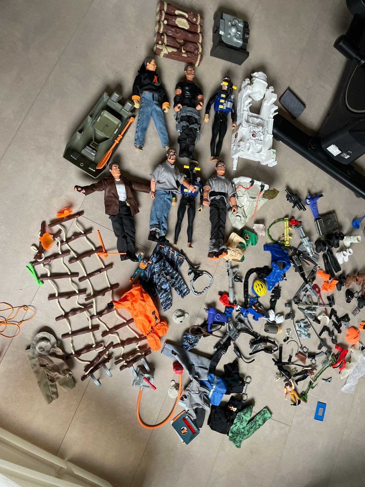 Grote set van 7 Action Man figuren met accessoires en voertu, Ophalen of Verzenden, Gebruikt