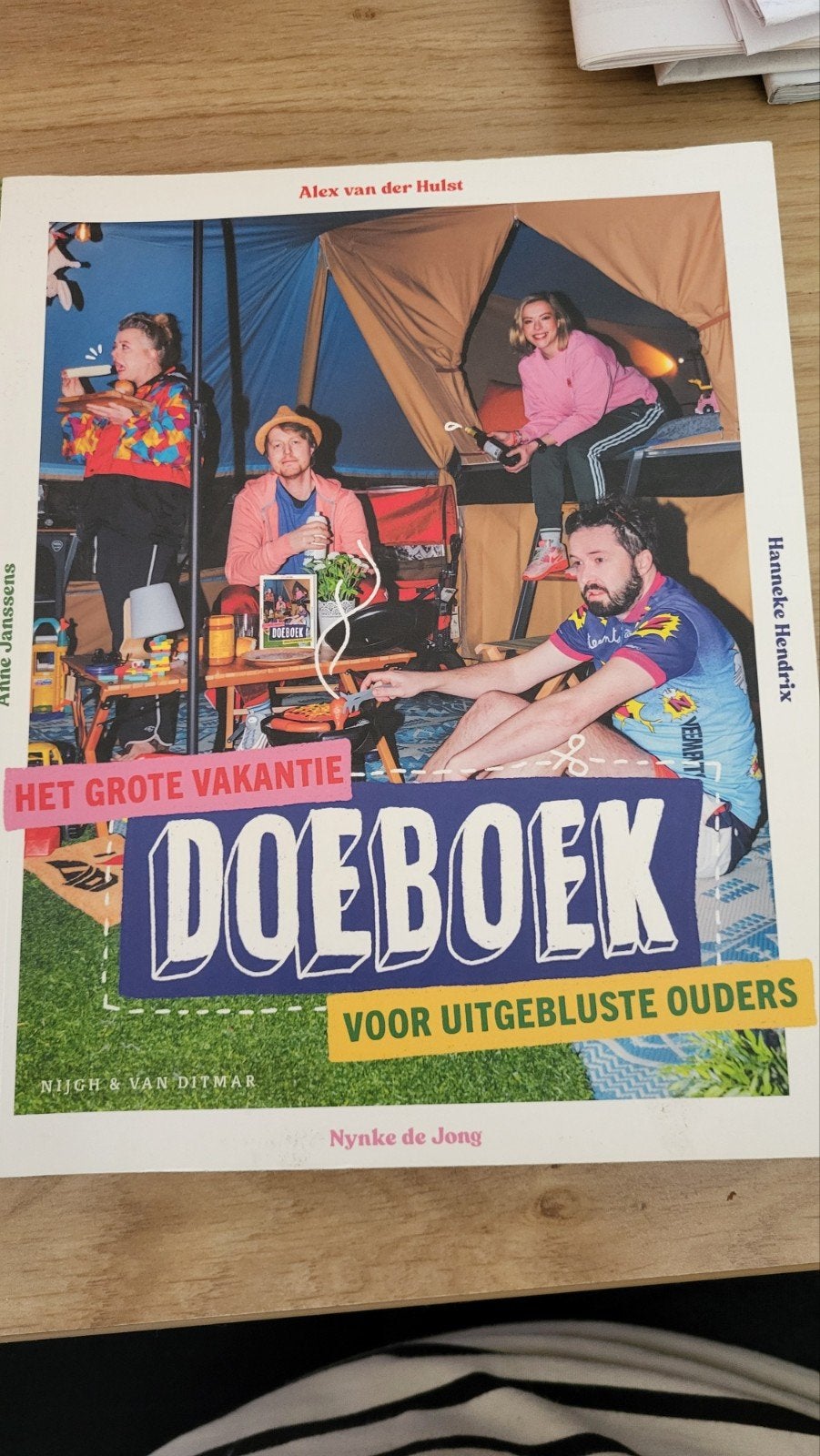 Het Grote Vakantie Doeboek voor Uitgebluste Ouders, Ophalen of Verzenden, Zo goed als nieuw, Overige onderwerpen, Nynke de Jong