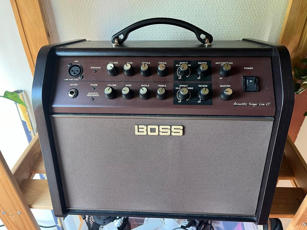 Boss Acoustic Singer Live LT Gitaarversterker, Muziek en Instrumenten, Ophalen, Zo goed als nieuw, Gitaar, Minder dan 50 watt