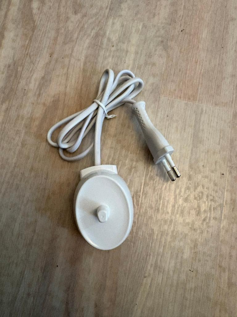 Braun Oral-B Oplader Type 3757 voor Elektrische Tandenborste, Ophalen of Verzenden, Zo goed als nieuw