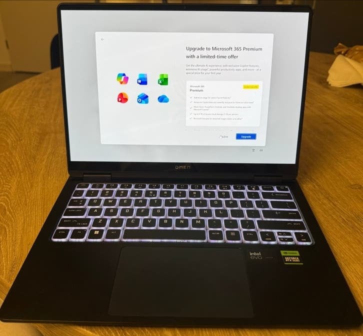 HP OMEN Transcend 14 - Intel Core Ultra 9 - 32GB RAM - 1TB