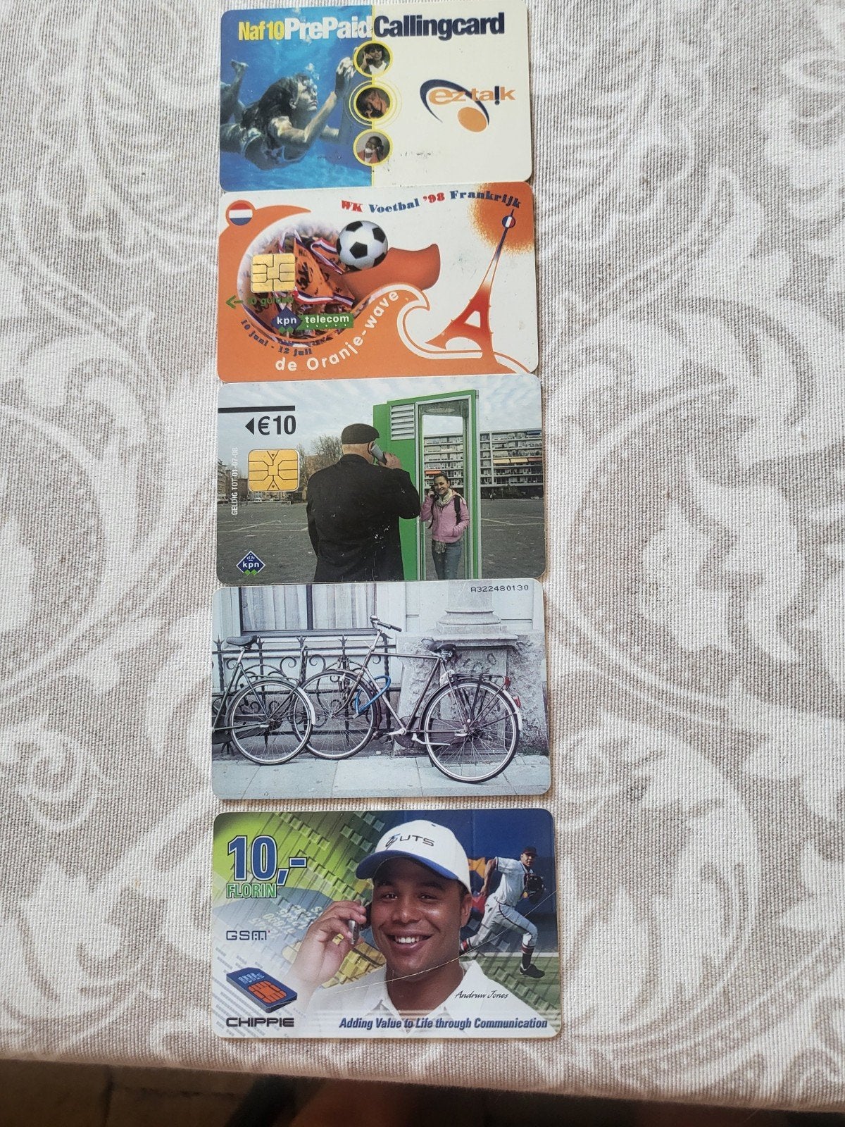 33 telefoonkaarten, Ophalen of Verzenden