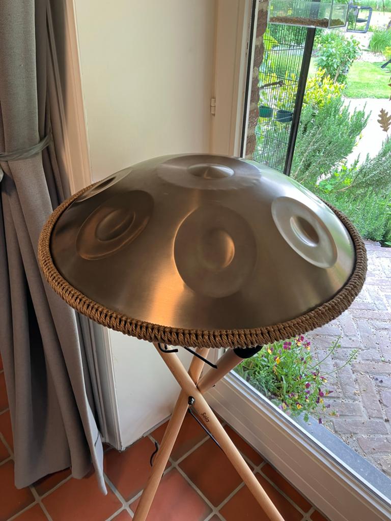 Handpan D mineur 9 noten Zo goed als nieuw, Muziek en Instrumenten, Percussie, Ophalen of Verzenden, Zo goed als nieuw, Melodische percussie