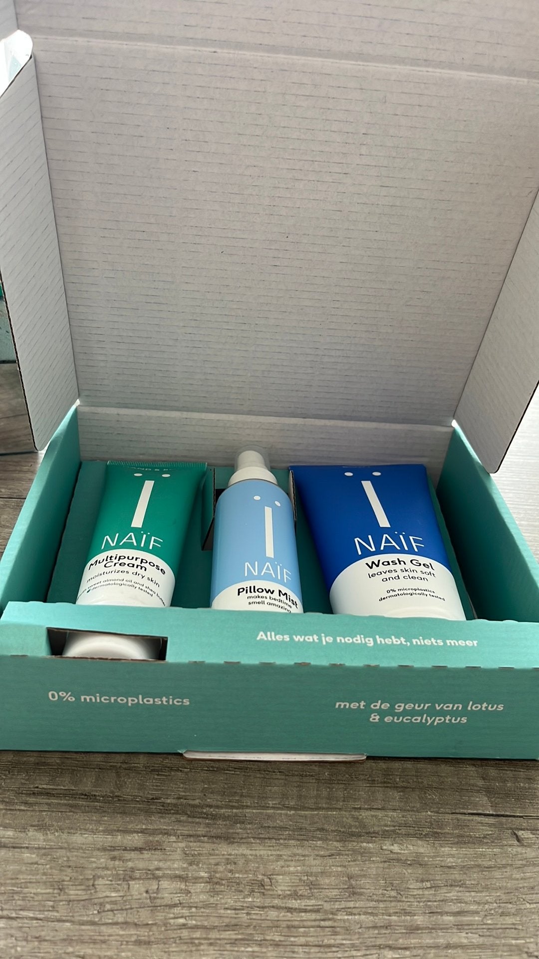 Naif body set 10 euro, Ophalen of Verzenden, Zo goed als nieuw