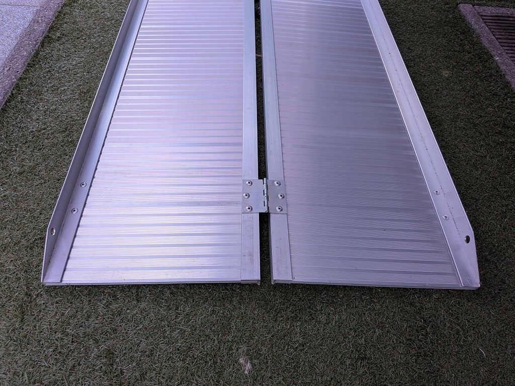 oprijplaat inklapbaar Aluminium 182 cm, Auto diversen, Aanhangwagen-onderdelen, Ophalen, Zo goed als nieuw