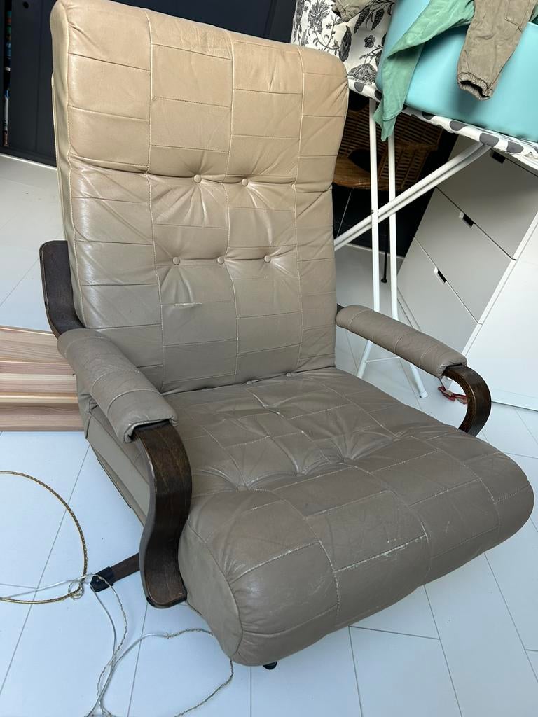 Oude fauteuil, Huis en Inrichting, Fauteuils, Ophalen, Gebruikt, 75 tot 100 cm, 50 tot 75 cm