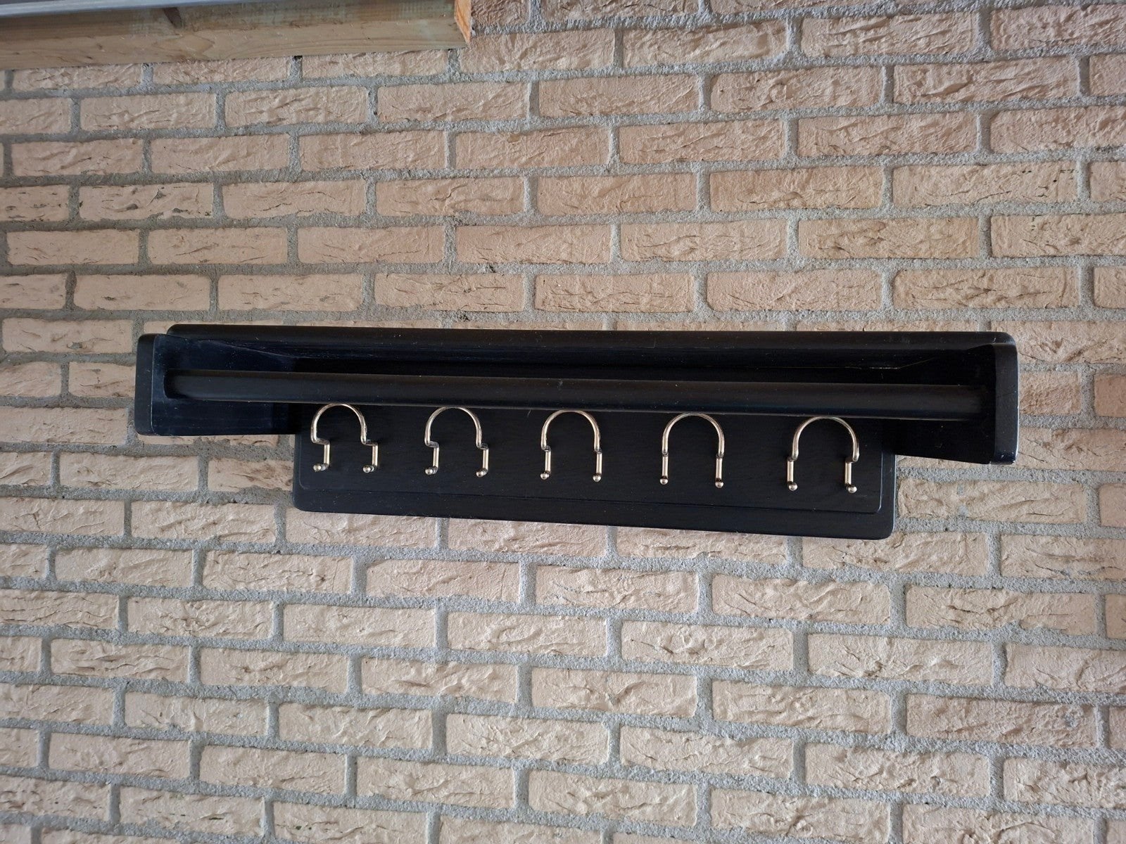 Zwarte wandkapstok met 5 haken, ca. 80 cm breed, Overige materialen, Gebruikt, Minder dan 100 cm, Ophalen