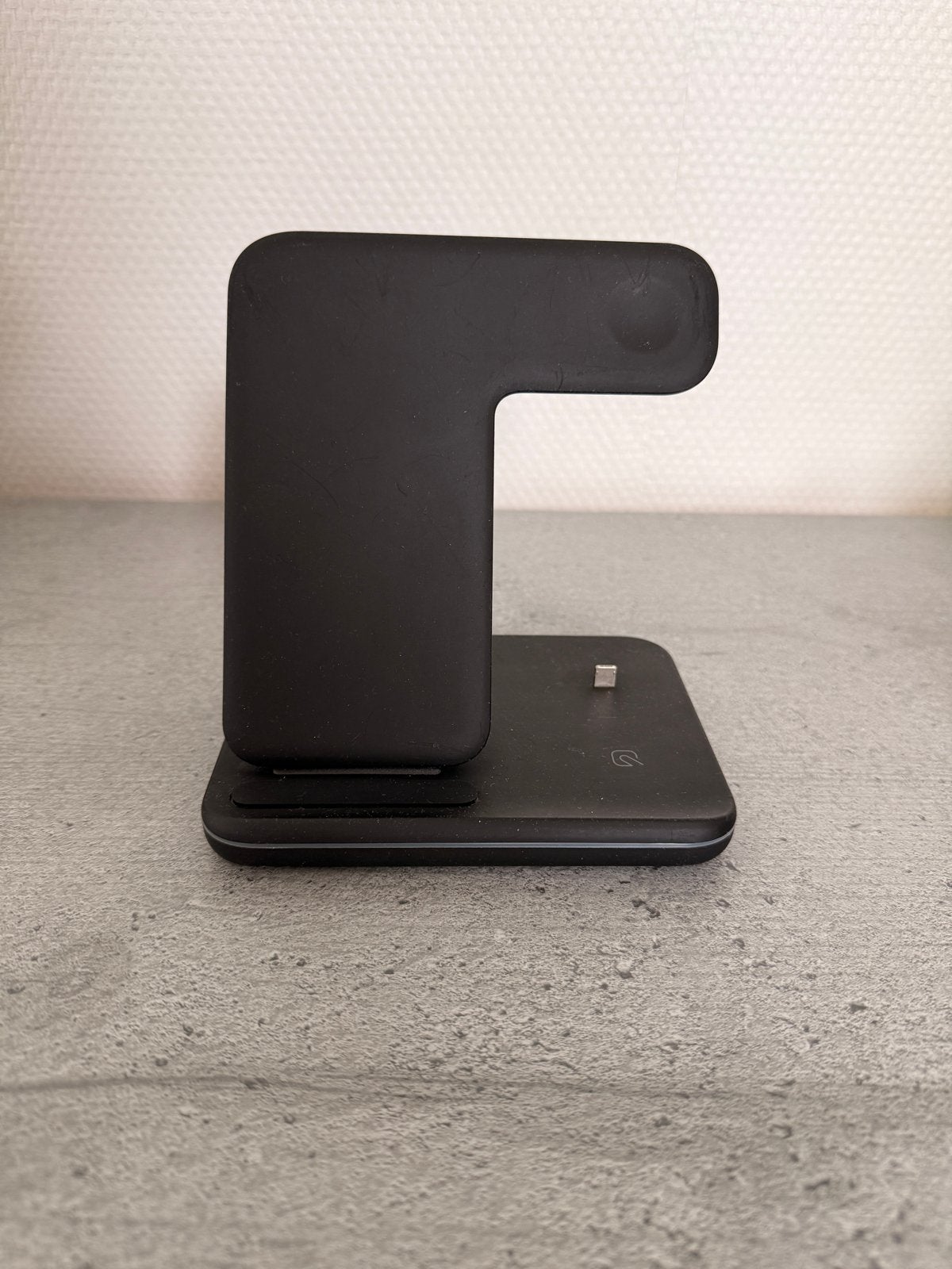 Oplaadstation voor Telefoon, Smartwatch en airpods, USB-C, Oplaadstation, Ophalen of Verzenden, Zo goed als nieuw