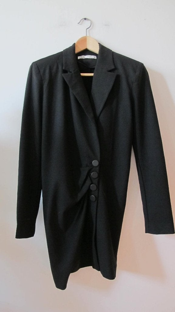 Black blazer with shoulder pads (Zara), Nieuw, Ophalen of Verzenden, Jasje, Maat 36 (S)