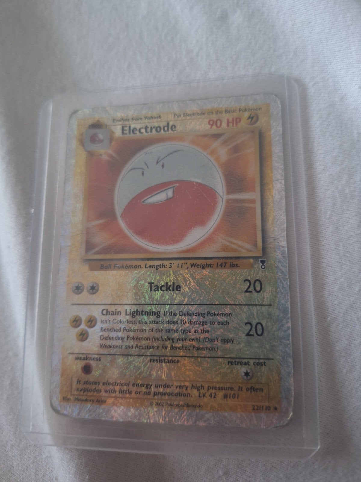 Pokémon Electrode 22/110 Reverse Holo Legendary Collection, Hobby en Vrije tijd, Ophalen of Verzenden, Gebruikt
