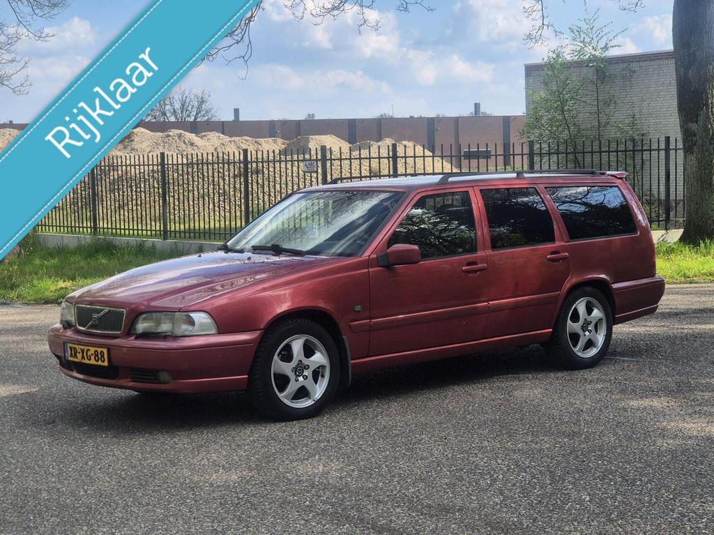 Volvo V70 2.5/144PK/Airco/CruiseCont/Leer/Stoelverw/Trekhaak, Auto's, Gebruikt, Stoelverwarming, 1434 kg, 1600 kg