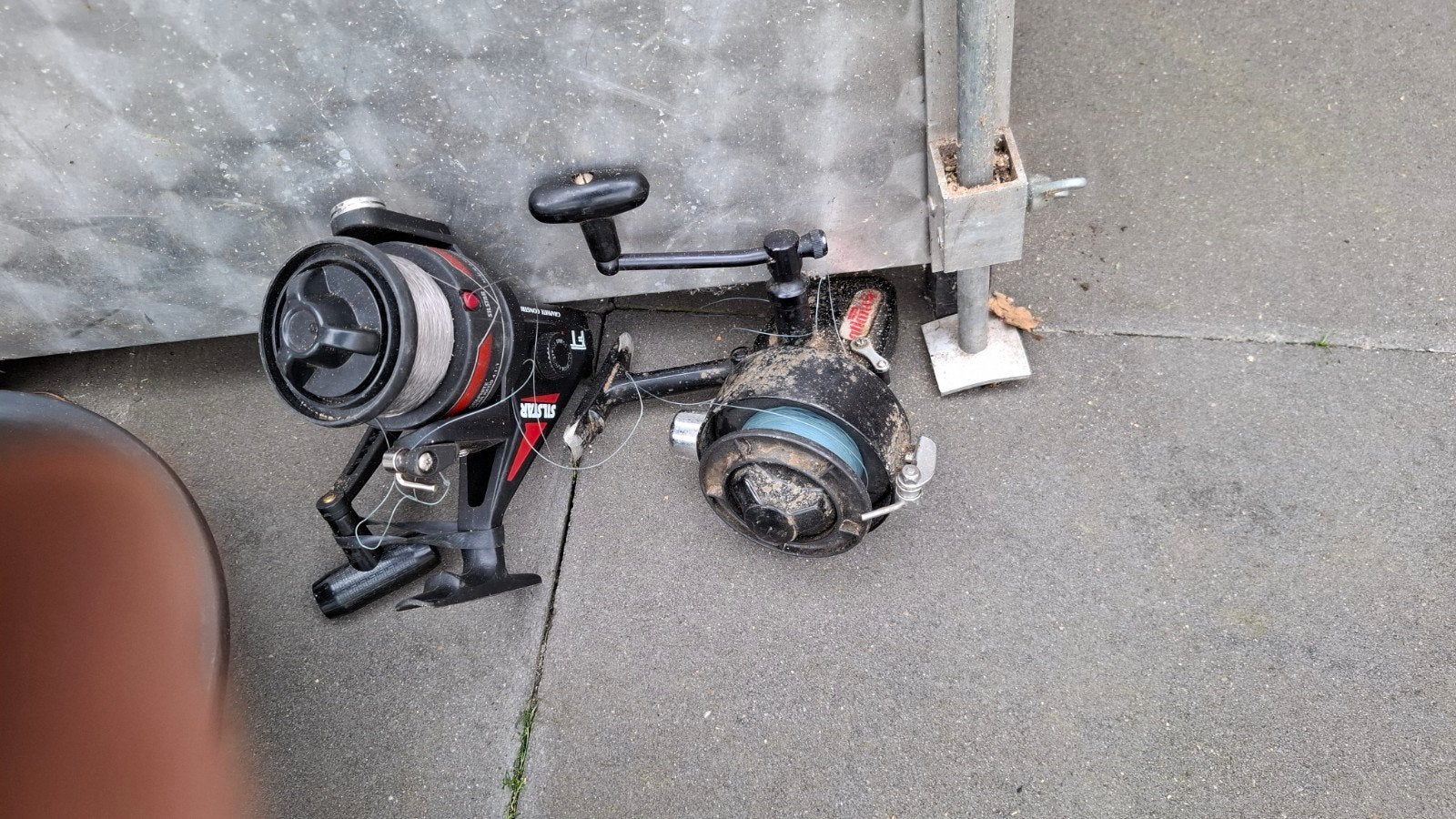 Complete visuitrusting: hengels, molens, net en accessoires, Watersport en Boten, Hengelsport | Algemeen, Ophalen of Verzenden