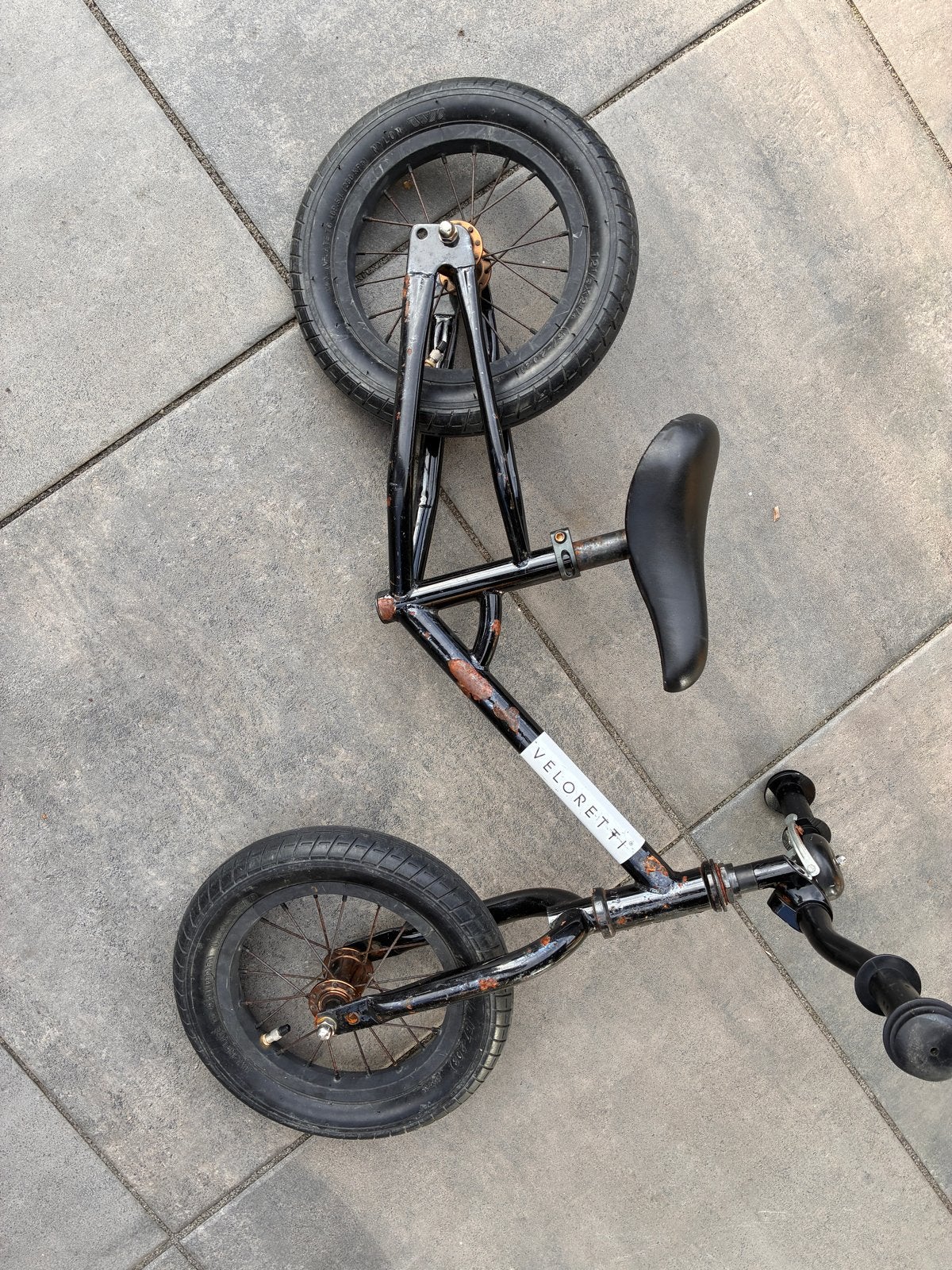 Veloretti loopfiets - functioneert goed, met roestplekken, Ophalen, Gebruikt, 16 tot 20 inch