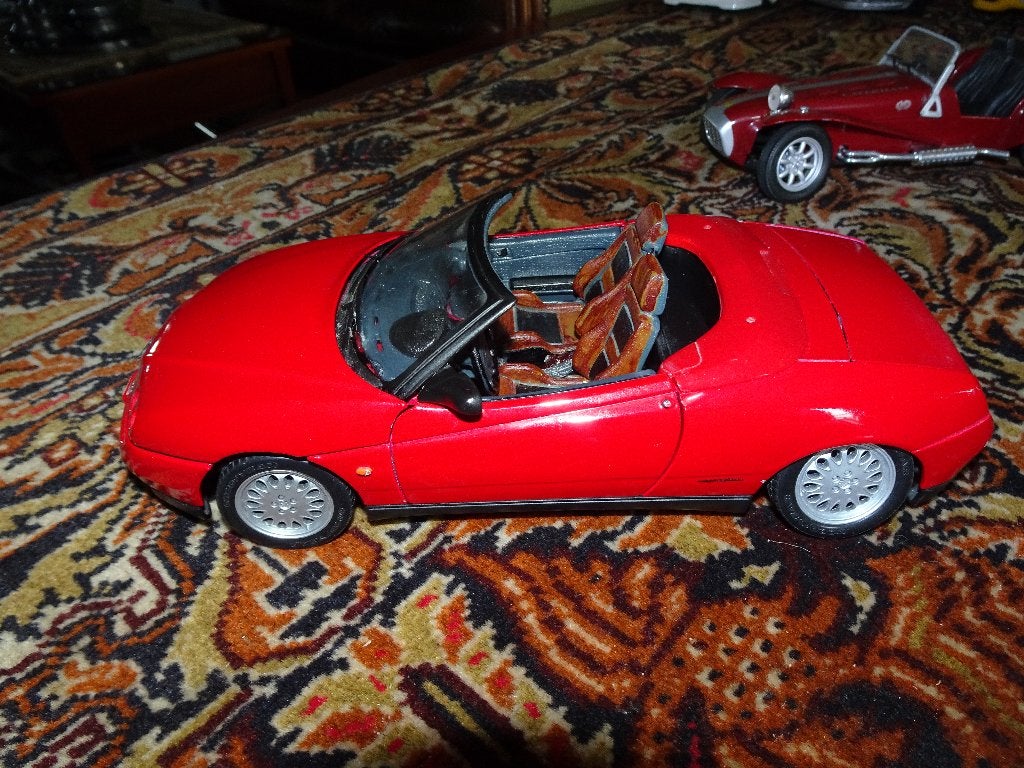 ALFA ROMEO SPYDER CABRIO  ZONDER MOTER MAISTO, Hobby en Vrije tijd, Ophalen of Verzenden, Gebruikt, Auto, Maisto