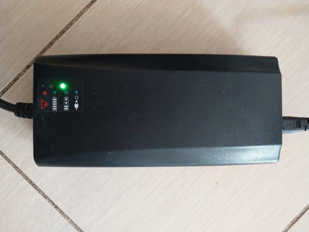 Gazelle Impulse acculader €51,-, Gebruikt, Gazelle, Ophalen of Verzenden, Volgt