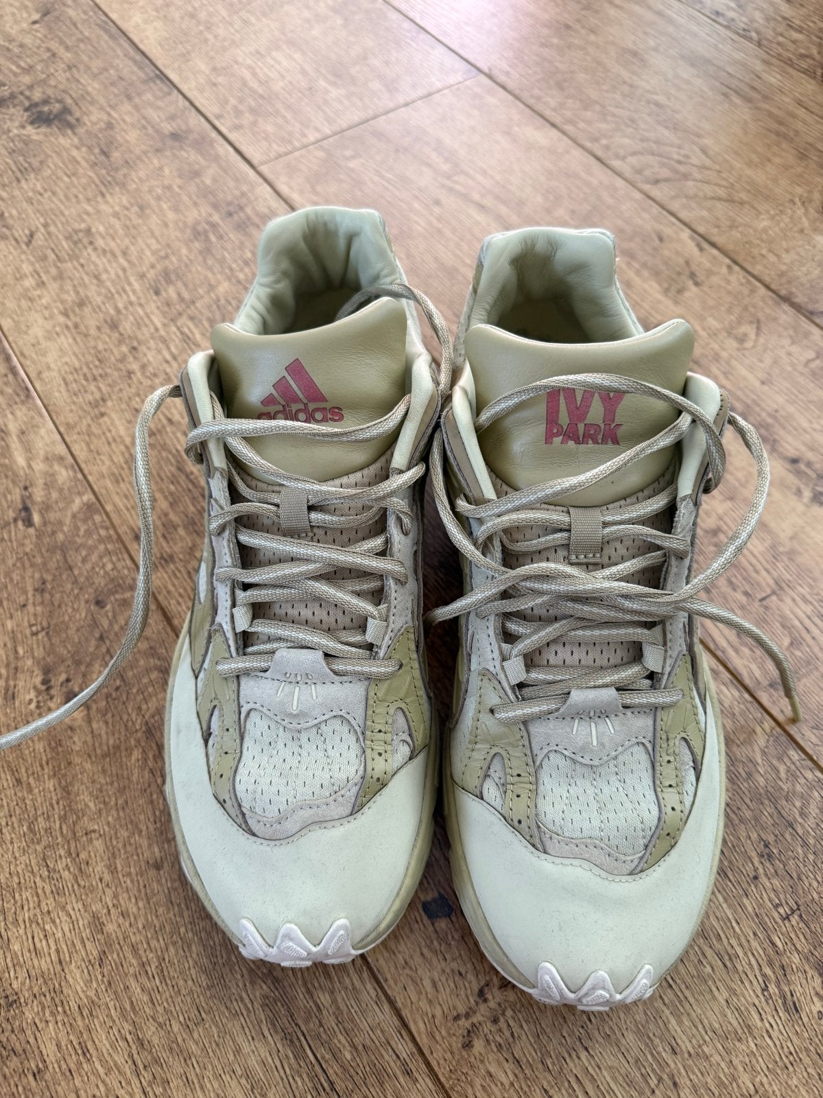 Adidas Ivy Park Sneakers - Zo goed als nieuw, Ophalen of Verzenden, Zo goed als nieuw, Sneakers of Gympen