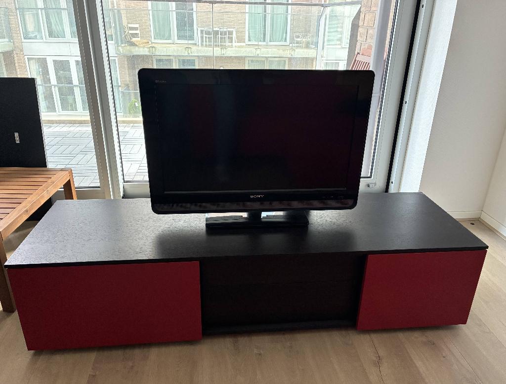Tv meubel (KARAT), Ophalen, 150 tot 200 cm, Zo goed als nieuw, Minder dan 100 cm