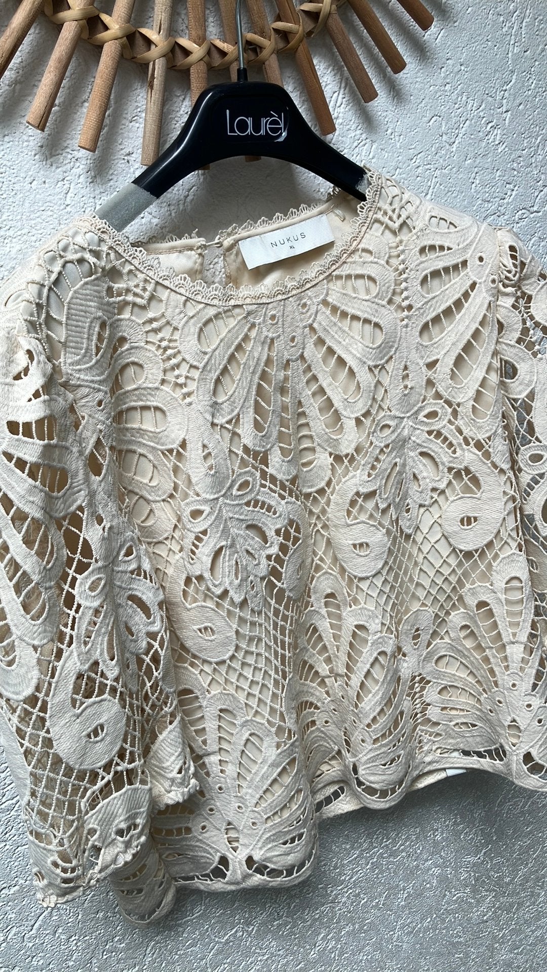Nukus kanten top XL, Wit, Maat 42/44 (L), Ophalen of Verzenden, Zo goed als nieuw