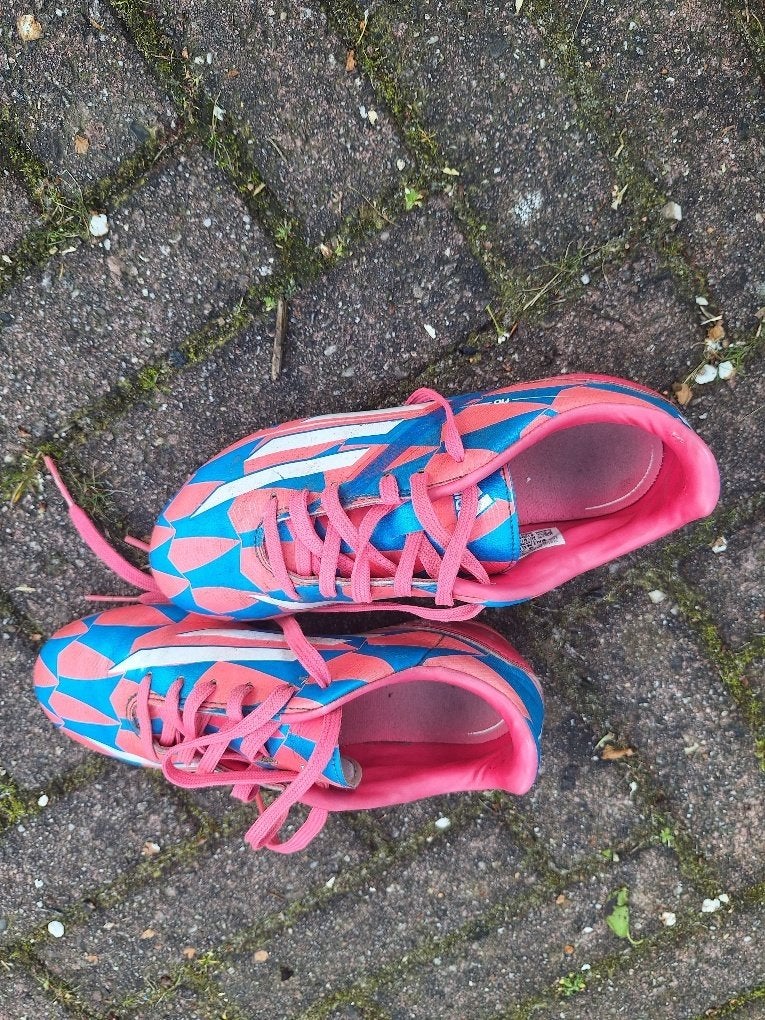voetbalschoenen roze, Ophalen, Gebruikt, Maat XS of kleiner, Schoenen