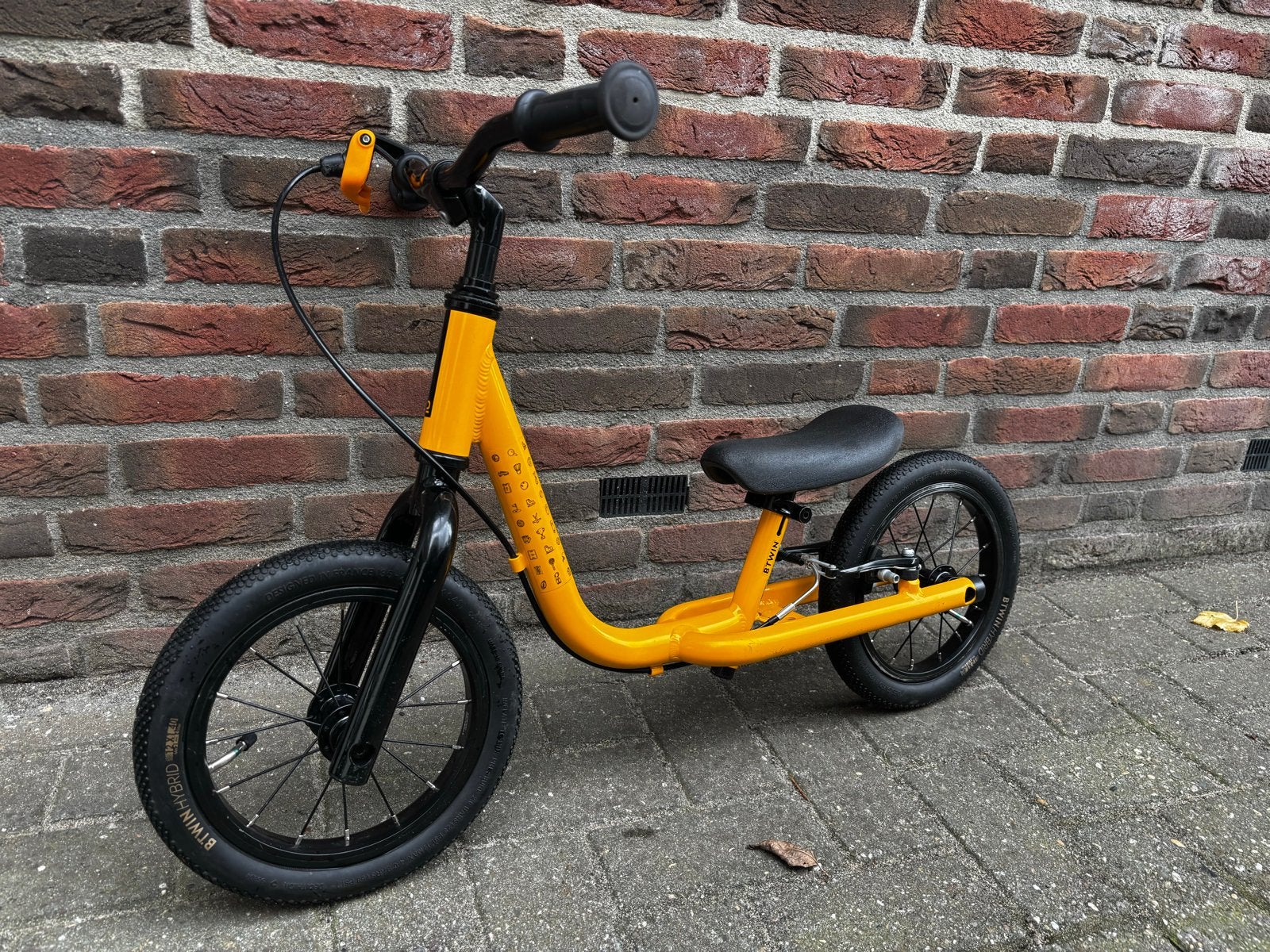 B'Twin 900 loopfiets 12inch, Fietsen en Brommers, Ophalen, Gebruikt, Velgrem, Minder dan 16 inch