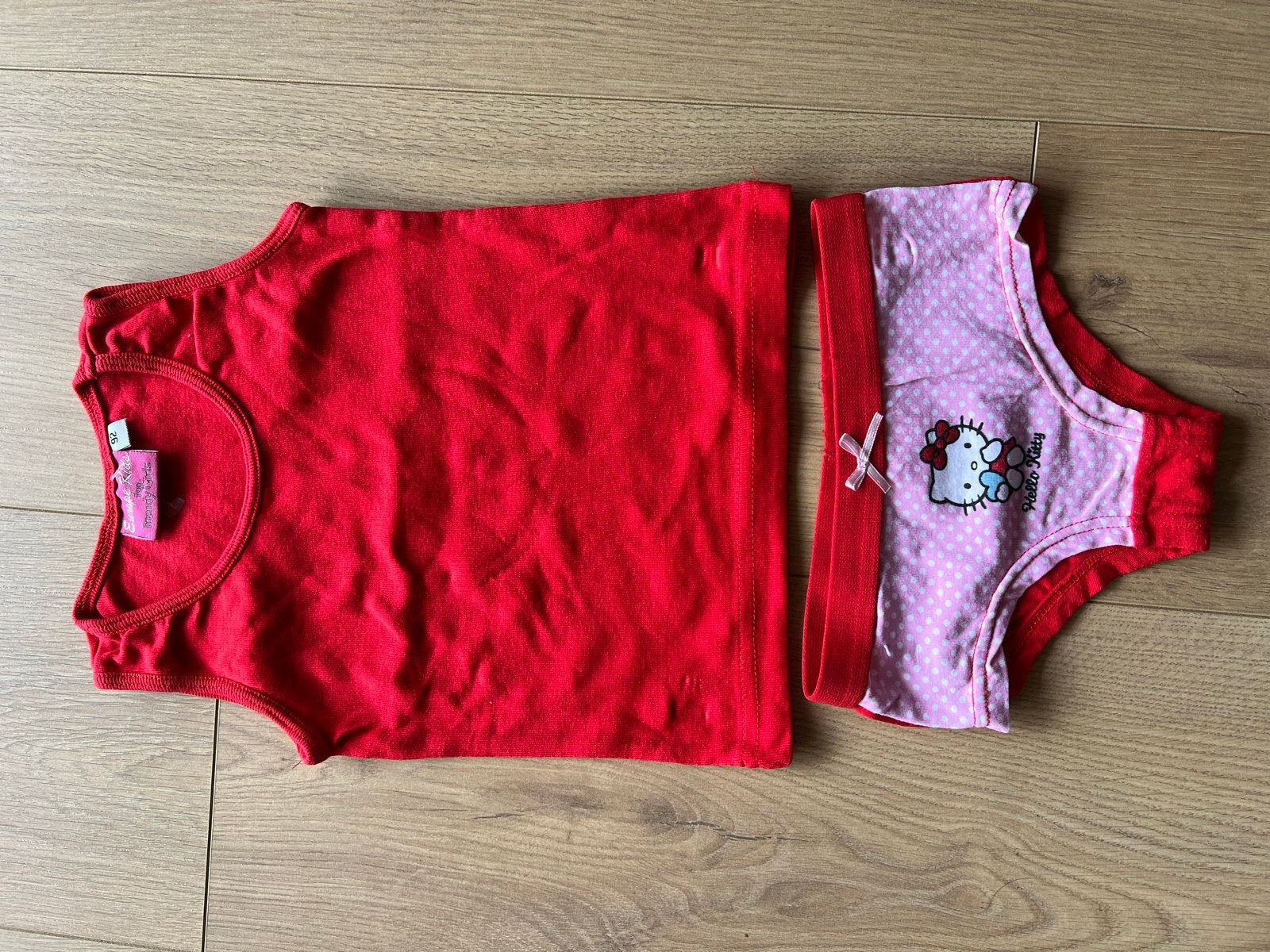 Nieuw Hello Kitty setje maat 92, Ophalen of Verzenden, Nieuw, Meisje, Setje