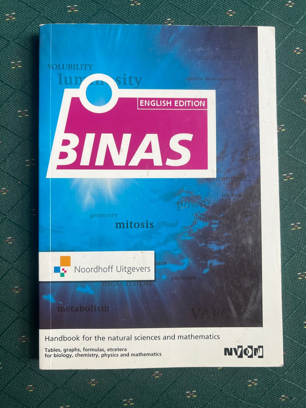 Binas 5th edition, English - 5e editie, Engelse versie, Ophalen of Verzenden, Beta, Gelezen, HBO