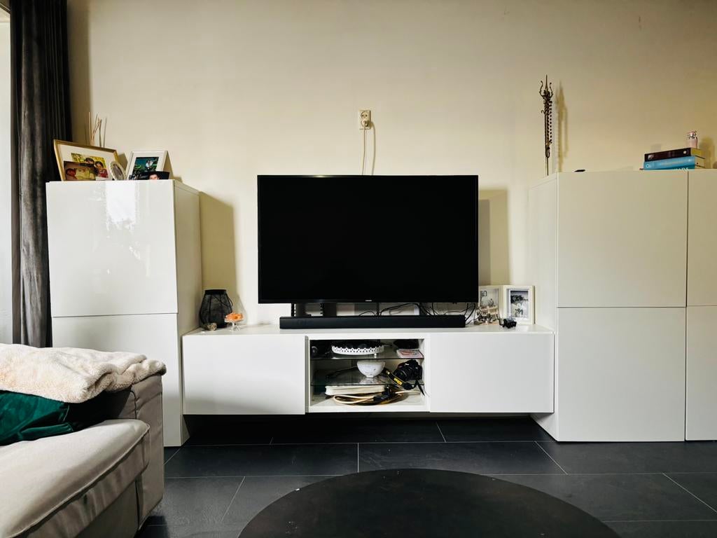 Ikea zwevend tv meubel hoogglans wit, Ophalen, Zo goed als nieuw, 25 tot 50 cm, 150 tot 200 cm