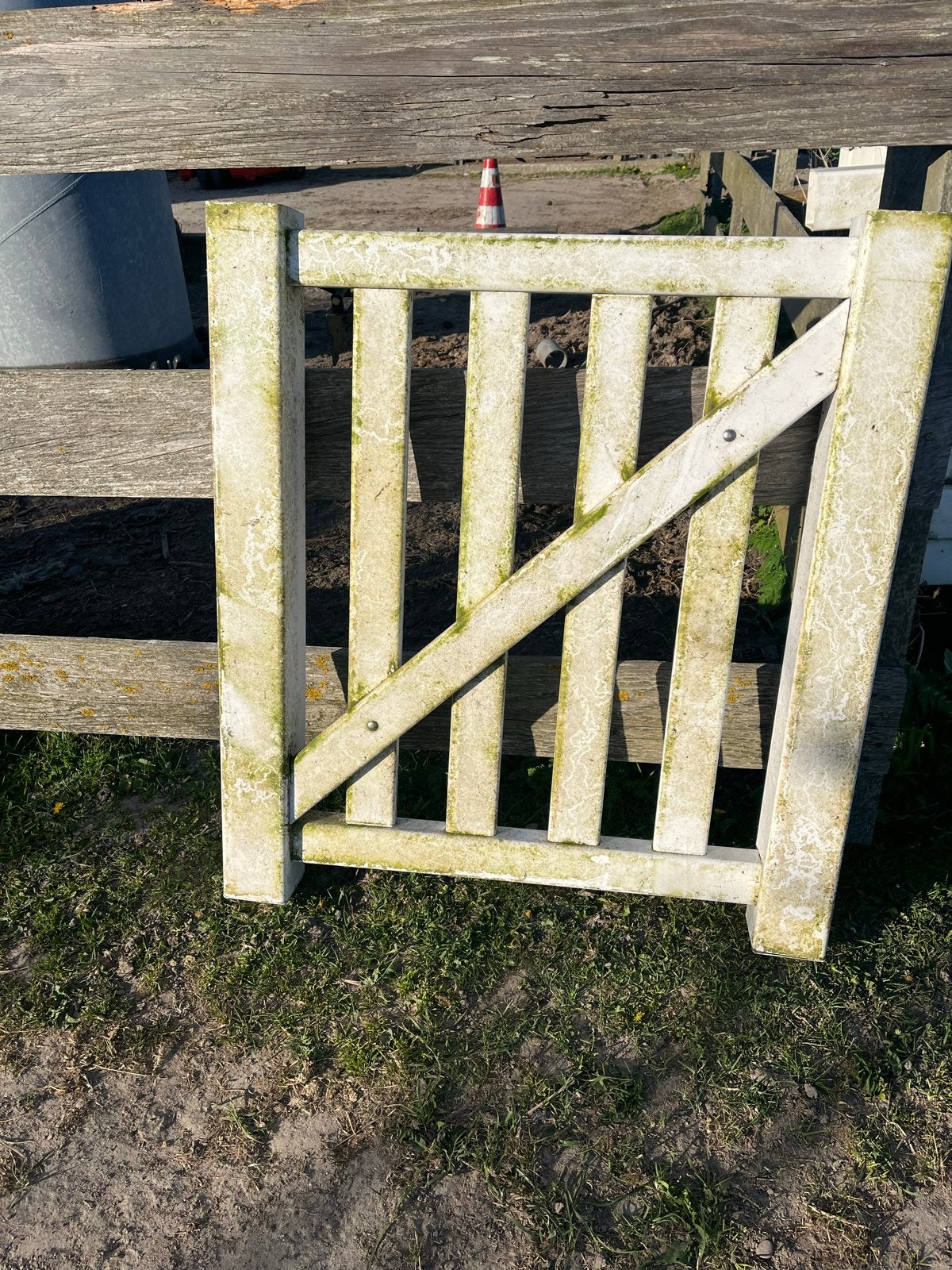 Kunststof hekwerk - circa 50 meter, Tuin en Terras, Tuinhekken en Hekwerk, Ophalen of Verzenden, Gebruikt, Kunststof, Overige typen