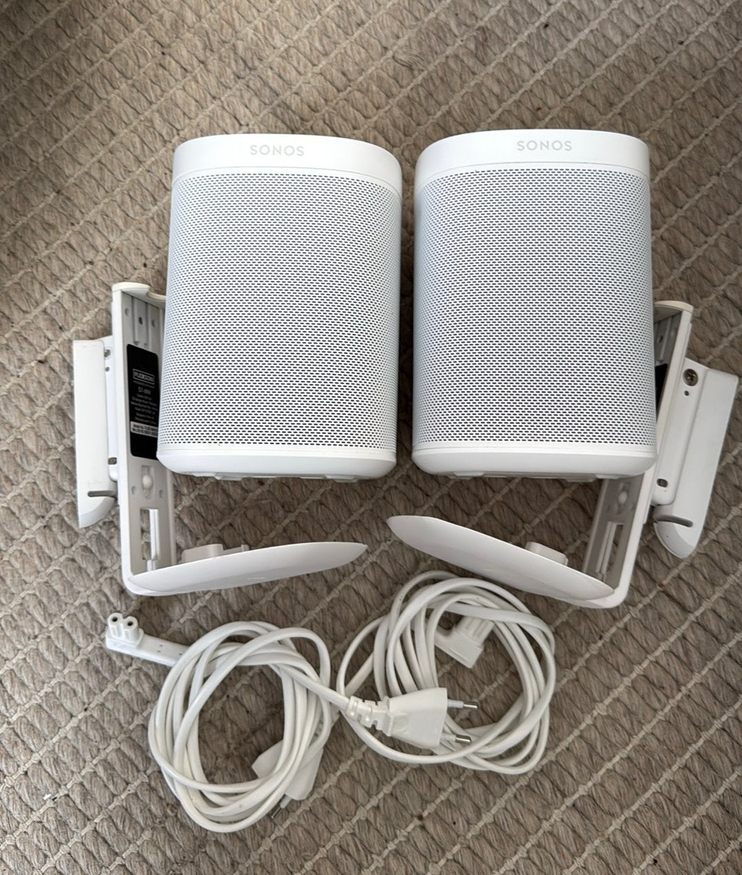 2x Sonos One met Spraakbesturing en muurbeugels flexson