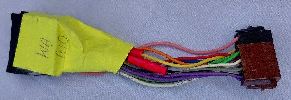 Iso verloopkabel autoradio Kia Rio, Auto diversen, Ophalen of Verzenden, Zo goed als nieuw