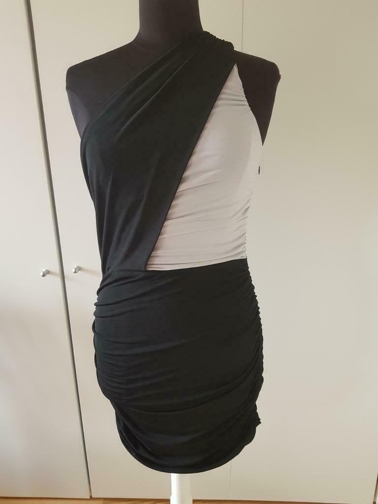 Prachtige asymmetrische mini-jurk Jacky Luxury – maat M, Maat 38/40 (M), Zwart, Ophalen of Verzenden, Zo goed als nieuw