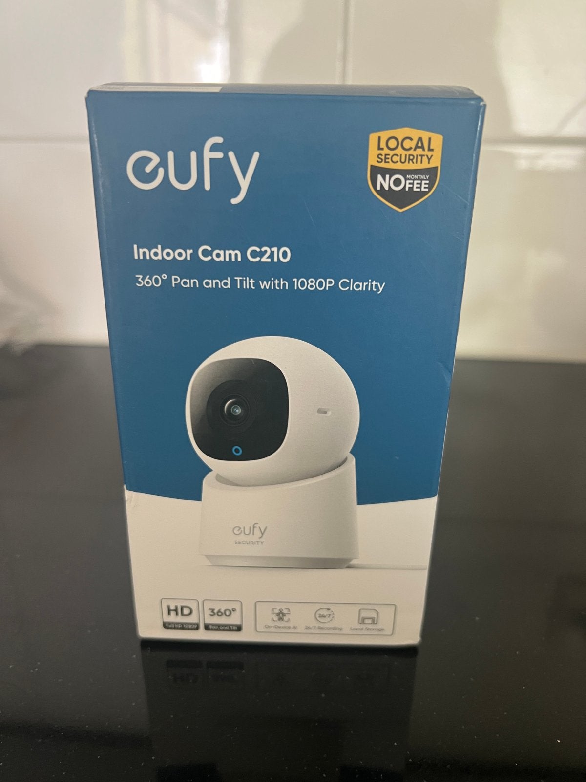 Eufy Indoor Cam C210 - 360 Pan & Tilt 1080p Beveiligingscam, Audio, Tv en Foto, Ophalen, Nieuw, Binnencamera