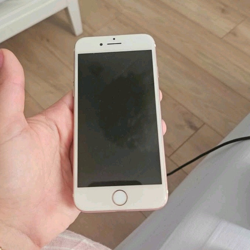 Defecte iPhone 7 (Rose Gold) - Werkt niet, Telecommunicatie, Mobiele telefoons | Apple iPhone, Ophalen of Verzenden, Niet werkend