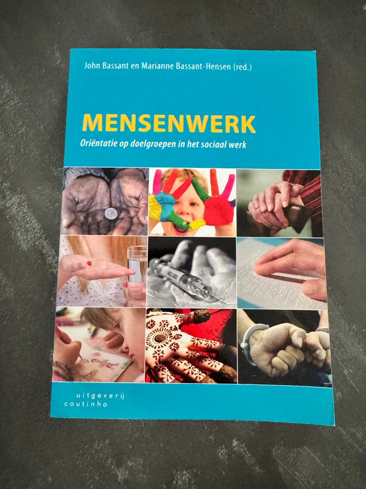 Mensenwerk: Oriëntatie op doelgroepen in het sociaal werk, Boeken, Studieboeken en Cursussen, Ophalen of Verzenden, Gelezen, HBO