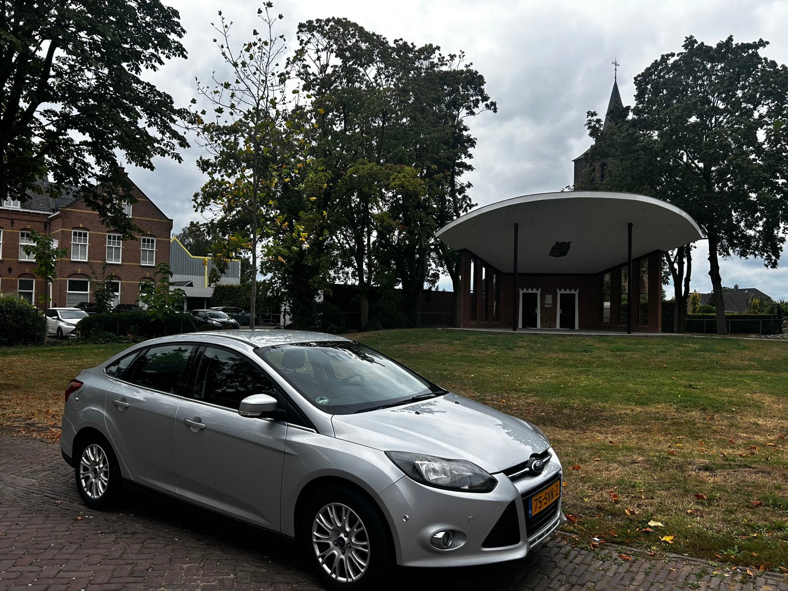 Ford Focus 1.6 Ti-vct 77KW Wagon 2011 Grijs, Auto's, Ford, 1596 cc, 4 cilinders, Origineel Nederlands, Stationwagon