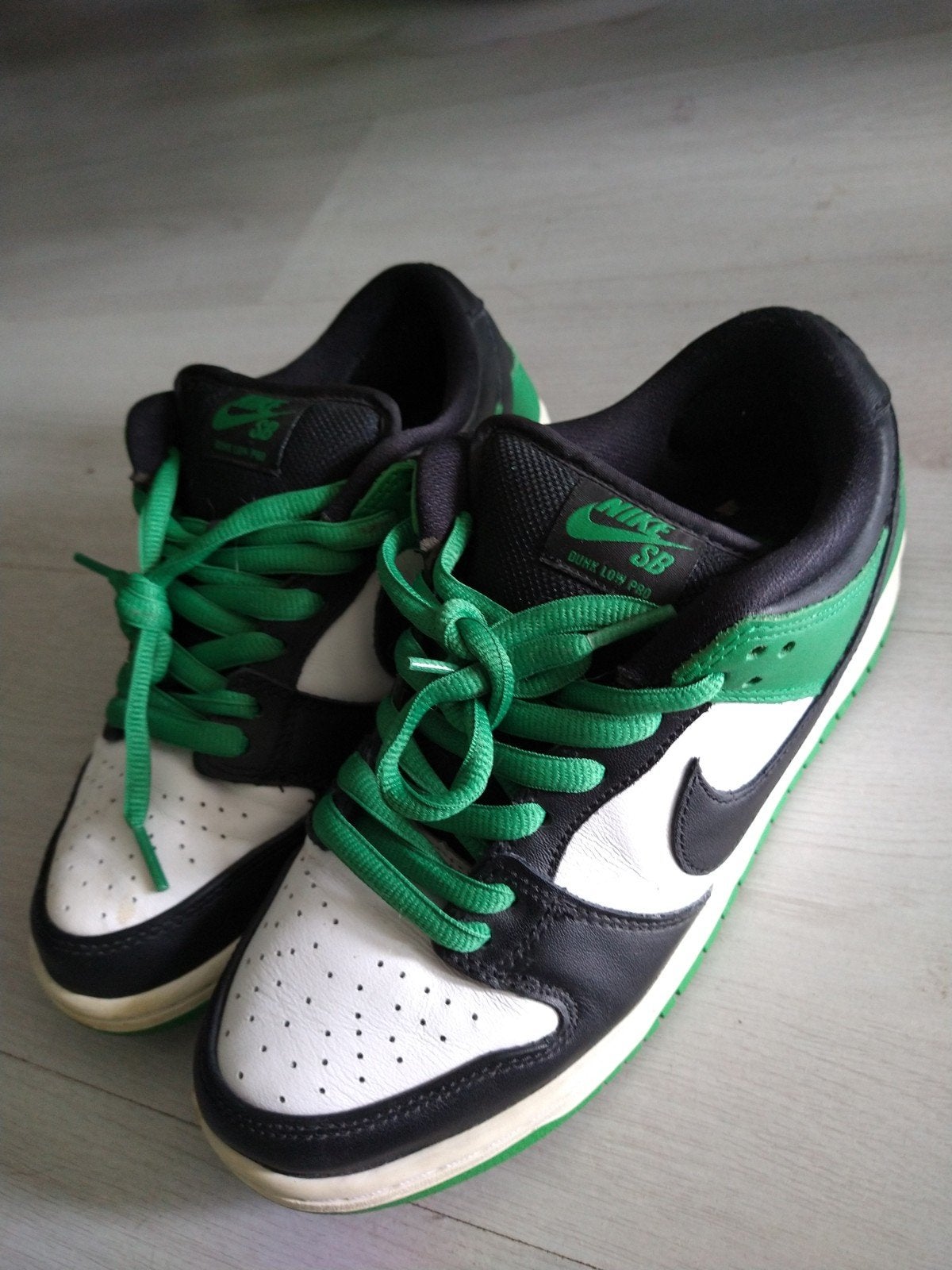 Nike SB Dunk Low Pro Groen Zwart Wit Sneakers, Kleding | Heren, Schoenen, Nike SB, Overige kleuren, Ophalen of Verzenden, Sneakers of Gympen
