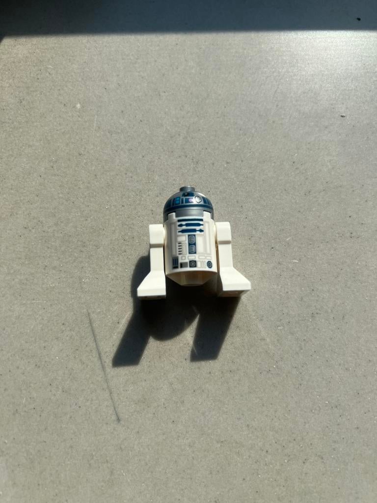 Lego Star Wars R2D2 minifigure poppetje, Ophalen of Verzenden, Zo goed als nieuw, Sport