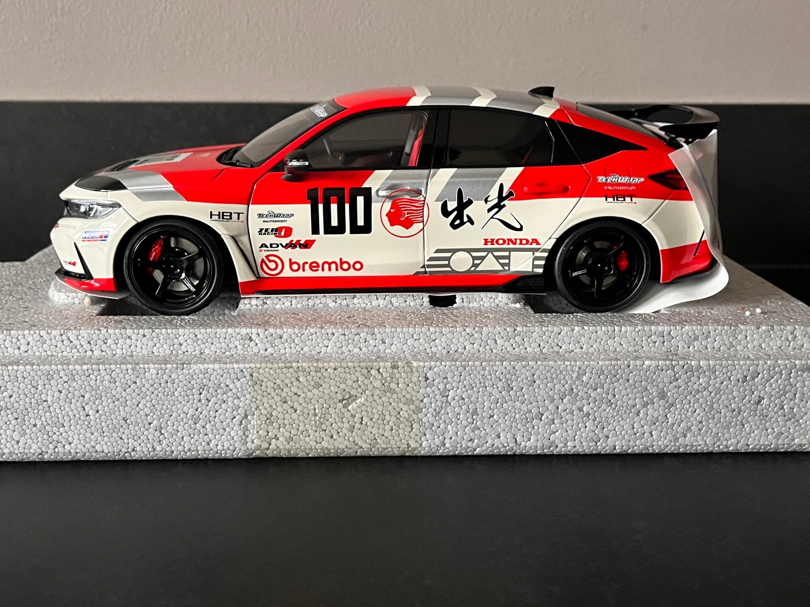 Honda Civic Type R FL5 1:18 Motorhelix Idemitsu red, Ophalen of Verzenden, Nieuw, Auto, Overige merken