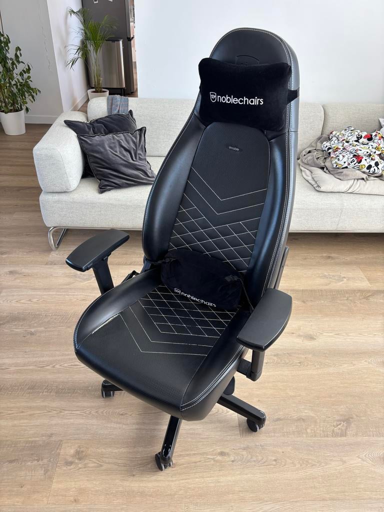 Noblechairs HERO Gaming Stoel - Zwart, Ergonomisch, Ophalen, Gebruikt, Zwart, Bureaustoel