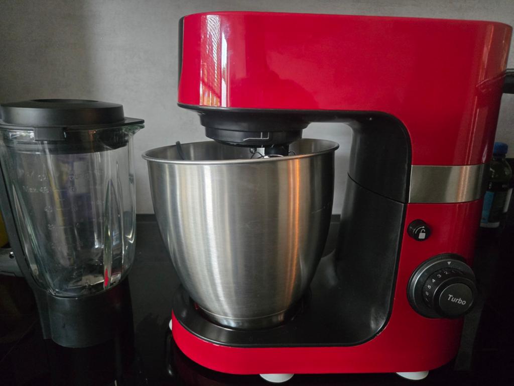 Lidl Keukenmixer - Rood met RVS kom en blender, Witgoed en Apparatuur, Keukenmixers, 2 tot 3 liter, Ophalen, Gebruikt, 3 snelheden of meer