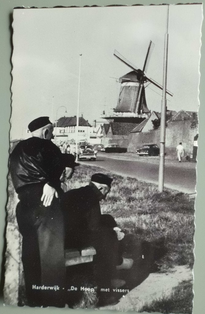 Harderwijk - de Hoop - klederdracht - molen - oude autos, Ophalen of Verzenden, 1960 tot 1980, Ongelopen, Gelderland