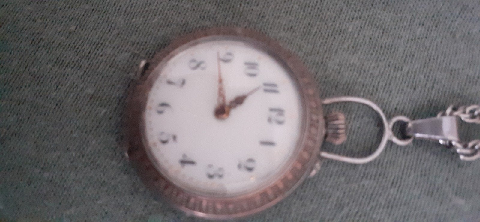 Antiek dames horloge  met ketting het horloge is 100%, Overige merken, Staal, Met ketting, 1960 of later