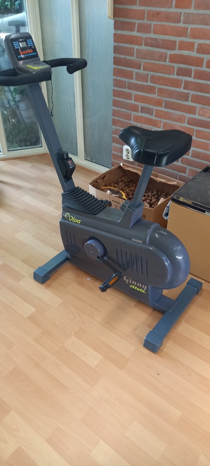 Hometrainer Viva Ginny Atala - Gebruikt, Ophalen, Kunststof, Gebruikt, Benen
