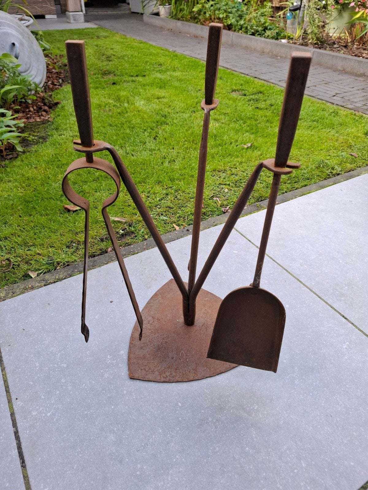 Antieke smeedijzeren haardset - 4-delig vintage, Ophalen of Verzenden, Gebruikt, Vrijstaande haard, Overige soorten