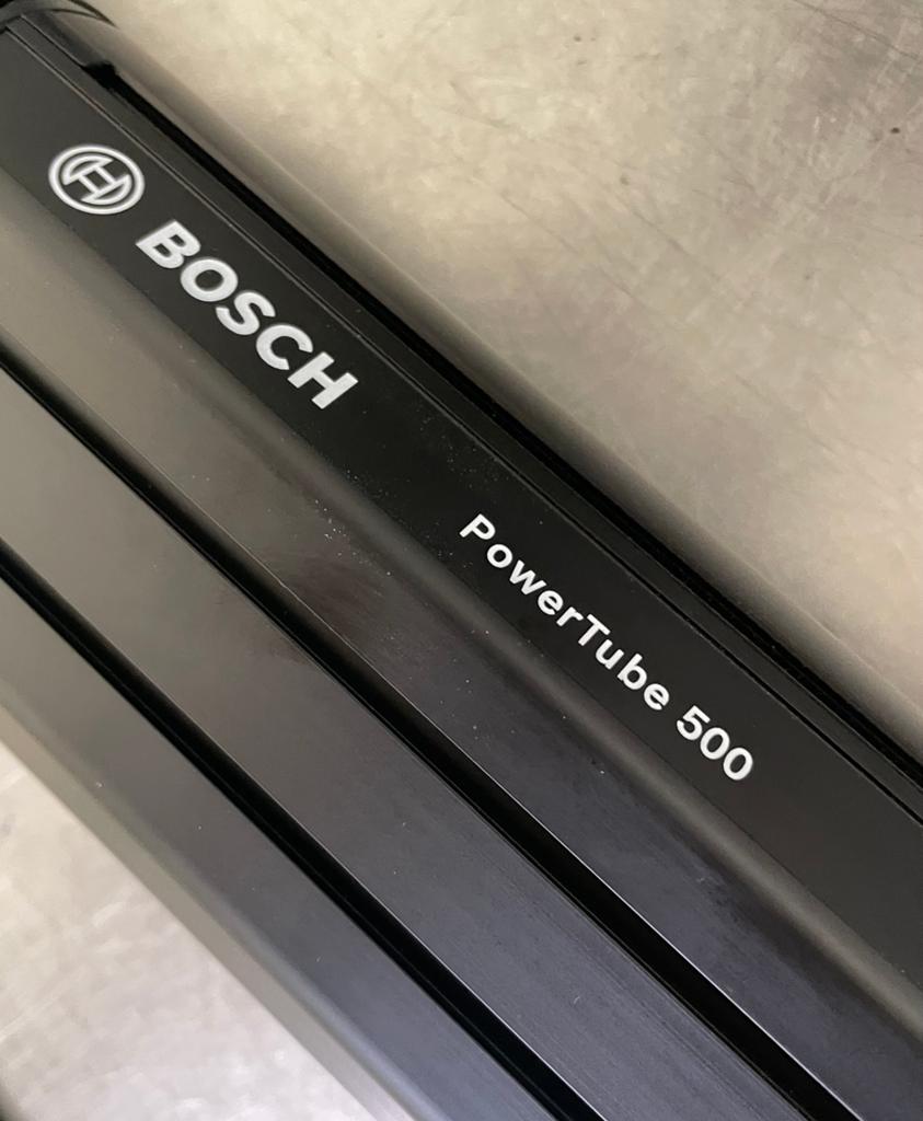 Bosch powertube 500 verticale weinig gebruikt 1 jaar oud, Fietsen en Brommers, Fietsaccessoires | Fietsaccu's, Ophalen, Zo goed als nieuw