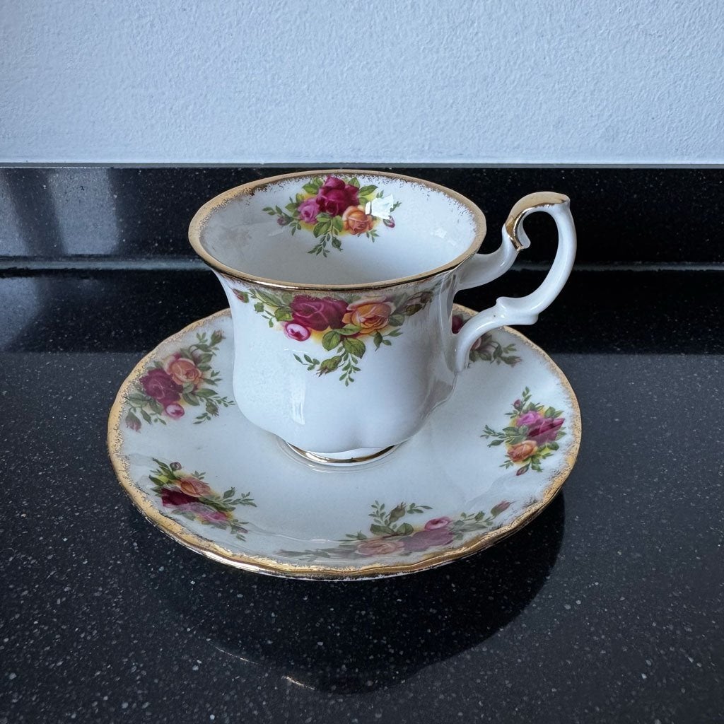 Royal Albert Old Country Rose - Mokkakopje, Ophalen of Verzenden